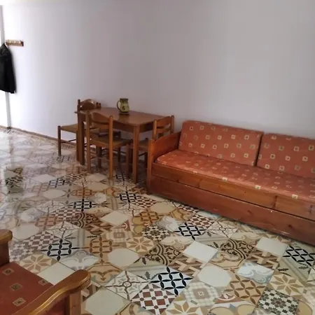 Amorgaia3 شقة كاتابولا